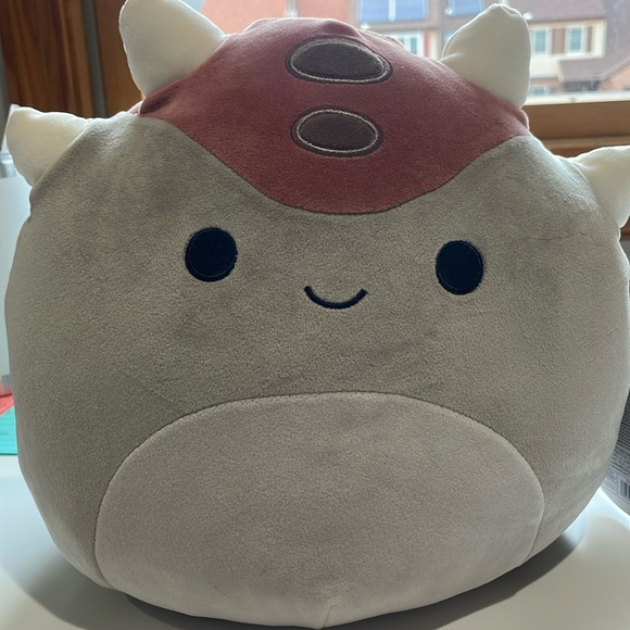 🎉4 for $20! Squishmallows- ‘Ainhoca’ like new condition - Picture 2 of 6